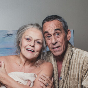 Exclusif - Muriel Robin et Thierry Ardisson - Sketch La maison de chantier - Backstage du tournage du film "I love you coiffure" de M.Robin. Le 10 janvier 2020 © Cyril Moreau / Bestimage