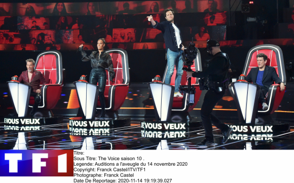 Florent Pagny, Amel Bent, Vianney et Marc Lavoine dans leurs fauteuils rouges de coachs de The Voice 2021.