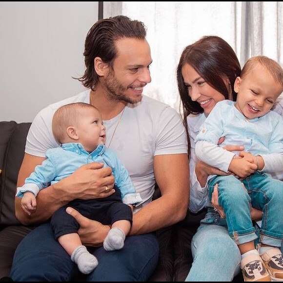 Pierre-Jean Cabrières avec son épouse Julie Ricci et leurs fils Gianni et Giovann, décembre 2020