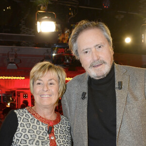 Victor Lanoux et sa femme Véronique Langlois - Enregistrement de l'émission "Vivement Dimanche" qui sera diffusée le 16 novembre 2014. Le 12 novembre 2014