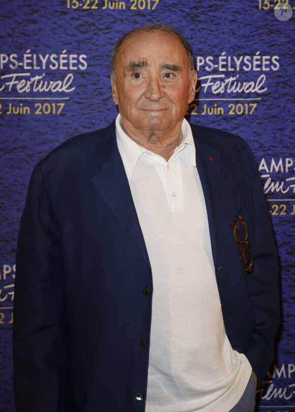 Claude Brasseur lors du photocall pour l'ouverture du 6ème "Champs Elysées Film Festival" à Paris, le 15 juin 2017. © Marc Ausset-Lacroix/Bestimage