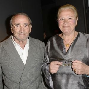 Exclusif - Claude Brasseur et sa femme Michèle - Soirée "Déguster du vin au restaurant Guy Savoy" à Paris.