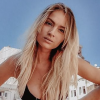 Aurélie Pons ("Ici tout commence") a été Miss et mannequin avant de jouer dans la célèbre série de TF1.