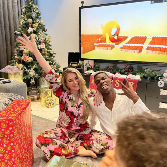 Paul Pogba et son épouse Zulay Pogba fêtent Noël. Décembre 2020.