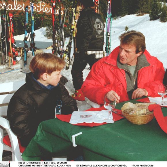 Christine Ockrent, Bernard Kouchner et leur fils Alexandre à Courchevel en 1996.