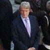 Paul-Loup Sulitzer, Bernard Kouchner - Arrivées à l'hommage national à Charles Aznavour à l'Hôtel des Invalides à Paris. Jacovides-Moreau / Bestimage