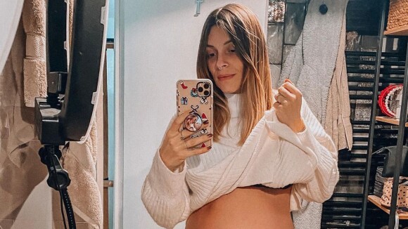 Alexia Mori enceinte : Mal de dos, ventre énorme, fatigue... elle est à bout