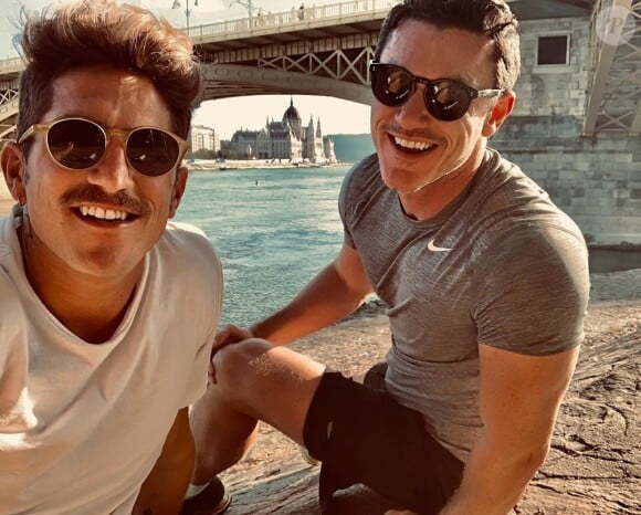 Luke Evans et Rafael Olarra sur Instagram, décembre 2019.