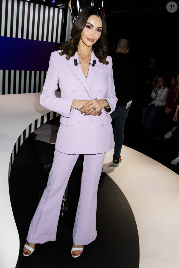 Exclusif - Nabilla Benattia-Vergara - Enregistrement de l'émission "Clique" présentée par M. Achour sur Canal Plus à Issy-les-Moulineaux le 31 janvier 2020. © Jack Tribeca/Bestimage