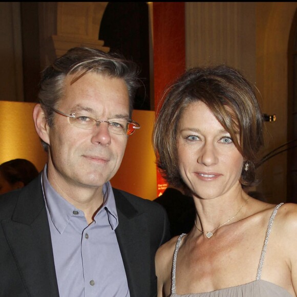 Carole Gaessler et son mari Franck  à Paris