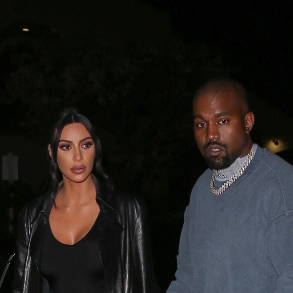 Exclusif - Kim Kardashian et son mari Kanye West sont allés dîner en amoureux au restaurant japonais à Calabasas, Los Angeles avec la nouvelle voiture de Kanye, une Lamborghini Urus SUV. Le 9 février 2019
