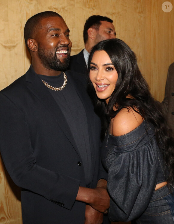 Info - Kim Kardashian fête ses 40 ans - Kanye West et sa femme Kim Kardashian - Les célébrités à la présentation du prochain clip vidéo "Follow God" de K. West au magasin Burberry à New York, le 6 novembre 2019