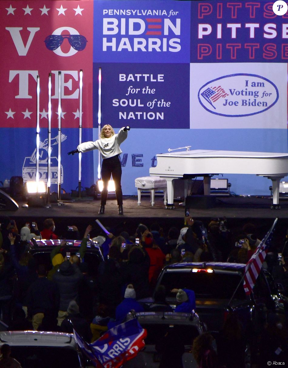 Lady Gaga lors d'un meeting de Joe Biden à Pittsburgh, le 2 novembre 2020, la veille de l'élection présidentielle.Photo by Archie Carpenter/UPI/ABACAPRESS.COM