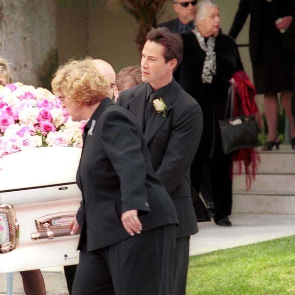 Keanu Reeves - Archives 2001