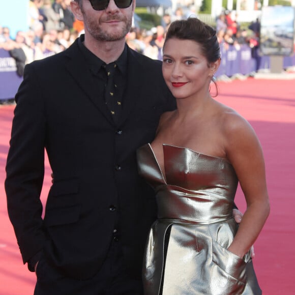 Emma De Caunes et son mari Jamie Hewlett - Tapis rouge de la cérémonie d' ouverture du 43 ème Festival Américain de Deauville Le 01 Septembre 2017 ©Denis Guignebourg / Agence Bestimage 