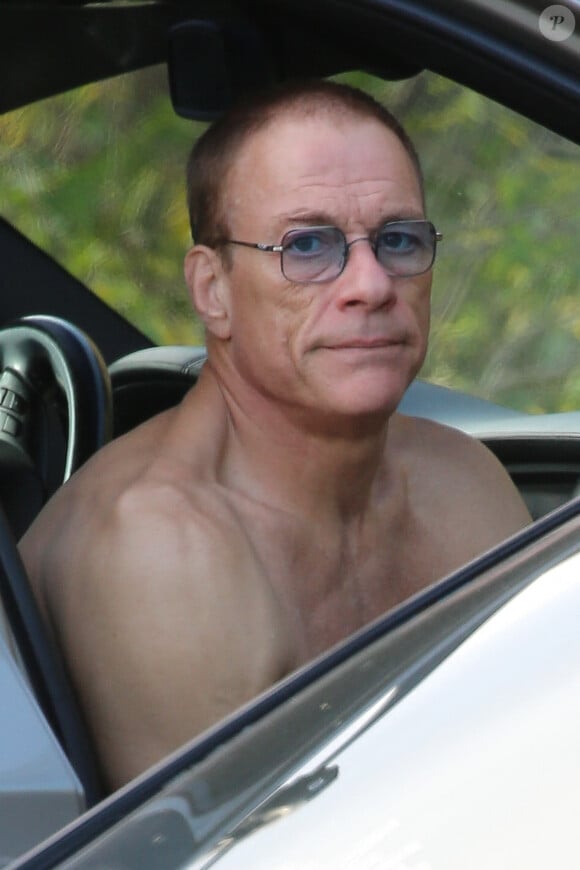 Exclusif - Jean-Claude Van Damme à Malibu, le 4 juin 2020. 