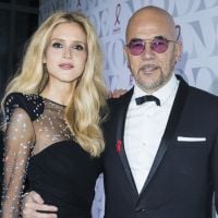 Pascal Obispo défend sa femme Julie : "Une beauté naturelle, mais pas seulement"