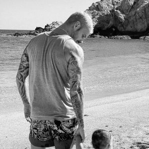 M. Pokora dévoile plusieurs photos inédites de son fils Isaiah pour son anniversaire.