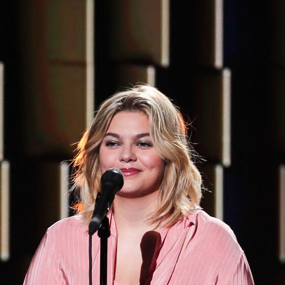 Exclusif - Louane Emera - Enregistrement de l'émission "La boite à secrets" N°6, présentée par F.Bollaert, qui sera diffusée le 13 novembre sur France 3. Le 22 septembre 2020 © Tiziano Da Silva / Bestimage