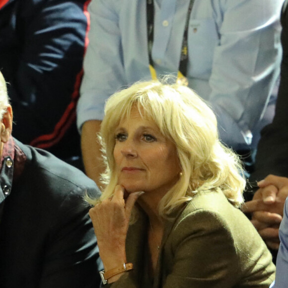 Joe Biden, Jill Biden, Barack Obama et le prince Harry dans les tribunes des Invictus Game 2017 à Toronto, le 29 septembre 2017.