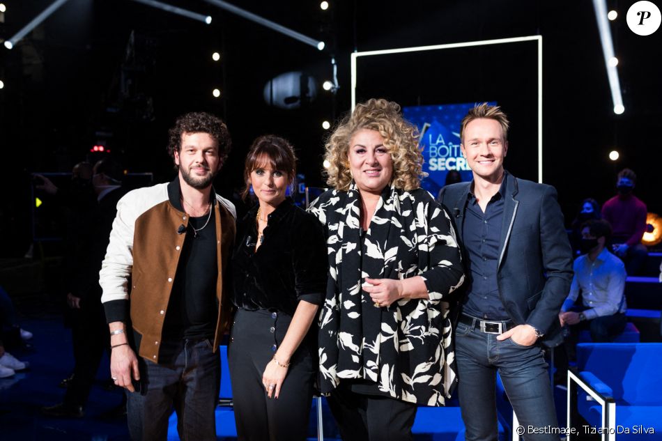 Exclusif - Claudio Capeo, Faustine Bollaert, Marianne James, Cyril Féraud - Enregistrement de l'émission "La Boîte à Secrets", présentée par F.Bollaert et qui sera diffusée le 22 janvier sur France 3. Le 18 janvier 2021 © Tiziano Da Silva / Bestimage