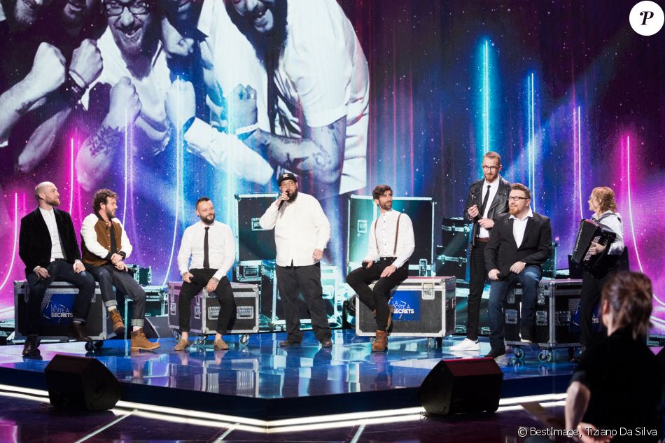Exclusif - Claudio Capeo, les professeurs d'accordéon Marie-Madeleine et Gilles, Xavier Julien, Jonathan, Patrice et Jérémie - Enregistrement de l'émission "La Boîte à Secrets", présentée par F.Bollaert et qui sera diffusée le 22 janvier sur France 3. Le 18 janvier 2021 © Tiziano Da Silva / Bestimage