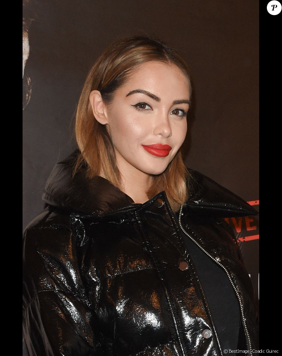 Exclusif - Nabilla Benattia - Célébrités à la repésentation "An Evening With Al Pacino" au théâtre de Paris à Paris, France, le 22 octobre 2018. © Coadic Guirec/Bestimage