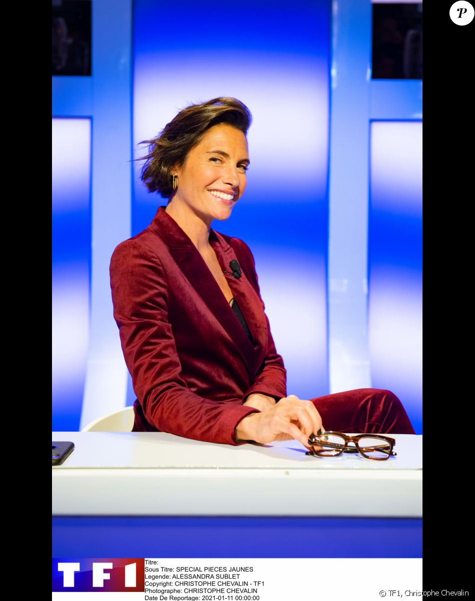 "Le Grand concours des animateurs" au profit de l'Opération Pièces Jaunes, présenté par Alessandra Sublet en présence de la première dame Brigitte Macron, le 22 janvier 2021 sur TF1.