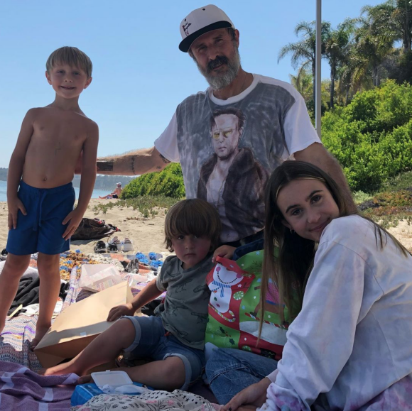 David Arquette et ses trois enfants, Coco (née de son mariage à Courteney Cox), Charlie et Augustus.