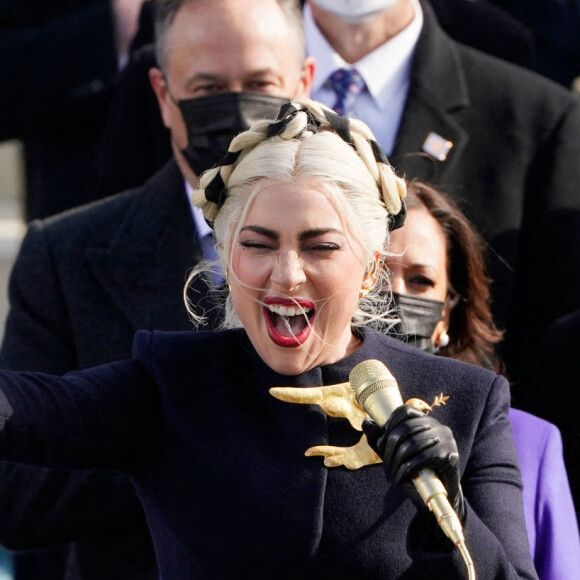 Lady Gaga - Cérémonie d'investiture du 46e président des Etats-Unis Joe Biden et de la vice-présidente Kamala Harris au Capitole à Washington. Le 20 janvier 2021.