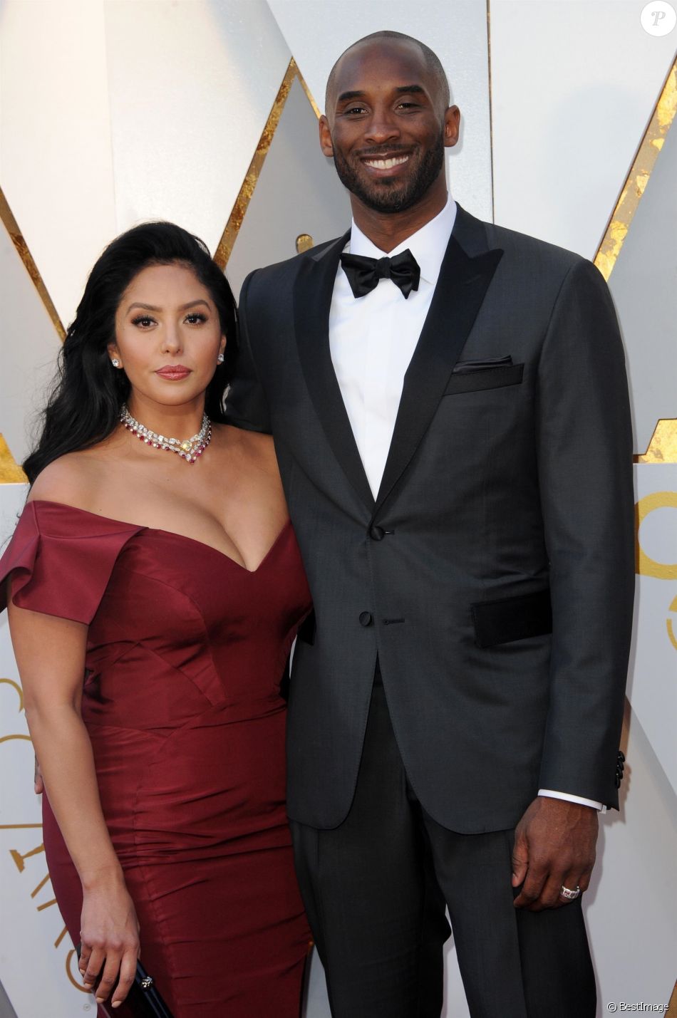 Kobe Bryant (Oscar meilleur court métrage animé avec "Dear Basketball") et sa femme Vanessa - Press room de la 90ème cérémonie des Oscars 2018 au théâtre Dolby à Los Angeles, Californie, Etats-Unis, le 4 mars 2018 -