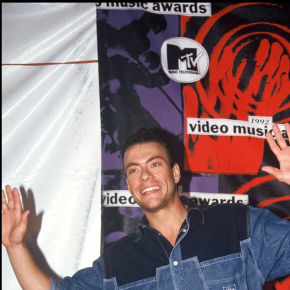 Archives - Jean-Claude Van Damme aux MTV Music Awards.
