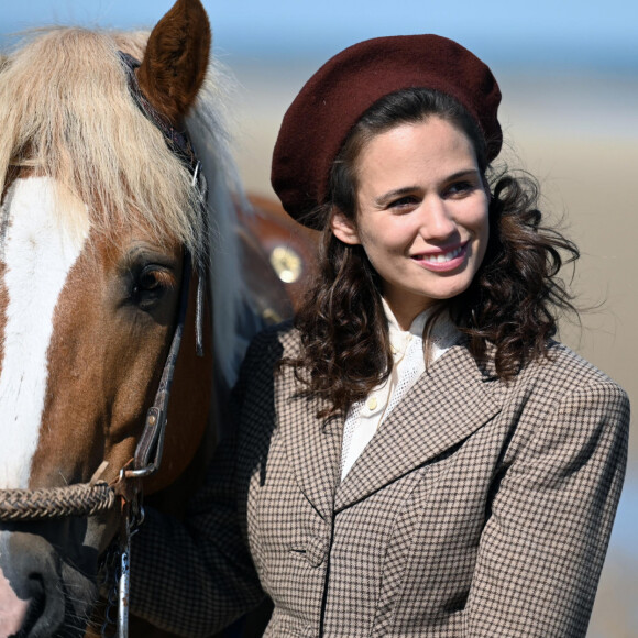 Images du téléfilm "La petite femelle", sur France 2 avec Lucie Lucas et Helena Noguerra