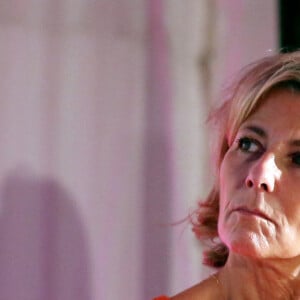 Info - Claire Chazal cambriolée, les voleurs emportent 41 000 euros de bijoux -  Lancement de la campagne Octobre Rose avec Claire Chazal à la clinique Hartmann à Neuilly sur Seine le 7 octobre 2015.