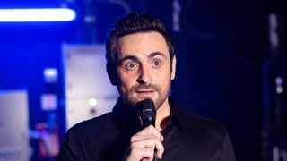 Camille Combal et sa femme Marie : Le couple prend la pose, une grande première !