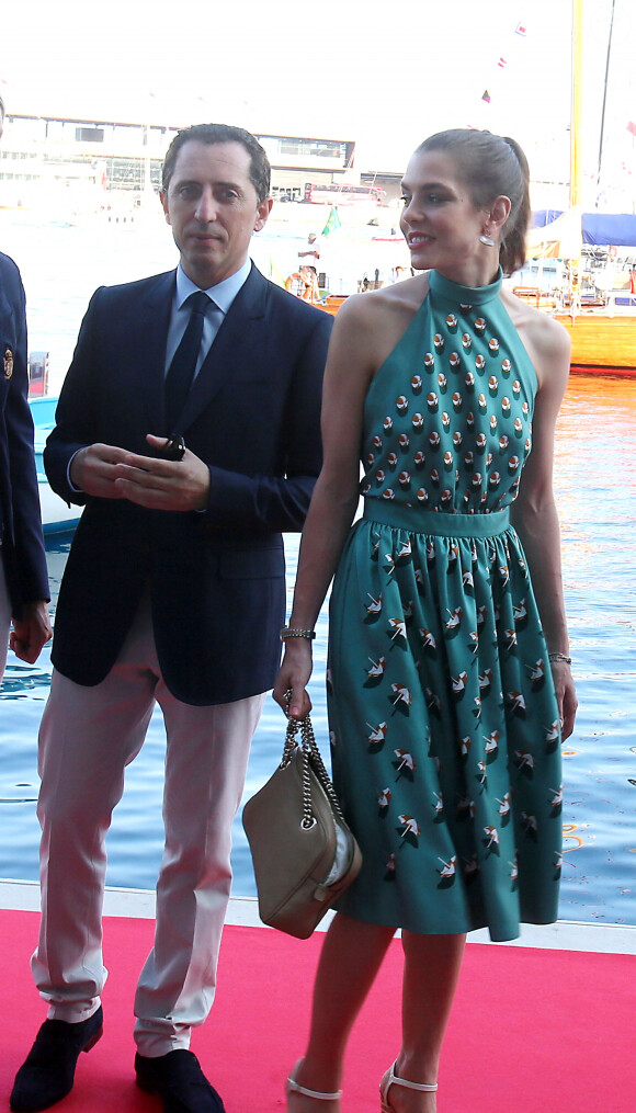 Gad Elmaleh et sa compagne Charlotte Casiraghi arrivant à la soirée pour l'inauguration du nouveau Yacht Club de Monaco, Port Hercule, le 20 juin 2014. 