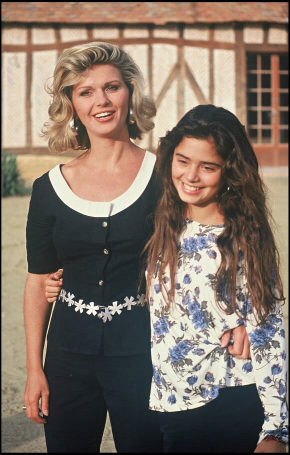 Jeane Manson et sa fille Shirel en 1990.