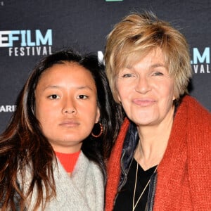 Véronique Jannot et sa fille Migmar - Projection de la sélection officielle et remise des prix lors du Mobile Film Festival au cinéma MK2 Bibliothèque à Paris, le 13 mars 2018. © Veeren/Bestimage