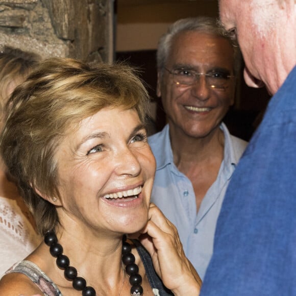 Exclusif - Véronique Jannot dans les loges après le Spectacle - Michel Drucker sur scène pour son one man show "Seul.....avec vous" lors du festival de Ramatuelle le 4 août 2017. © Cyril Bruneau / Festival de Ramatuelle / Bestimage