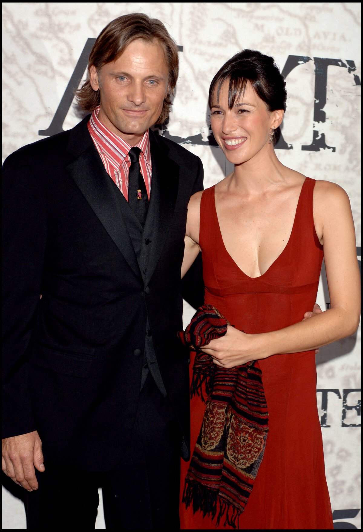 Photo Viggo Mortensen et Ariadna Gil Archives. Purepeople