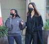 Exclusif - Angelina Jolie et sa fille Zahara Jolie-Pitt s'offrent une journée shopping mère-fille à Los Angeles.
