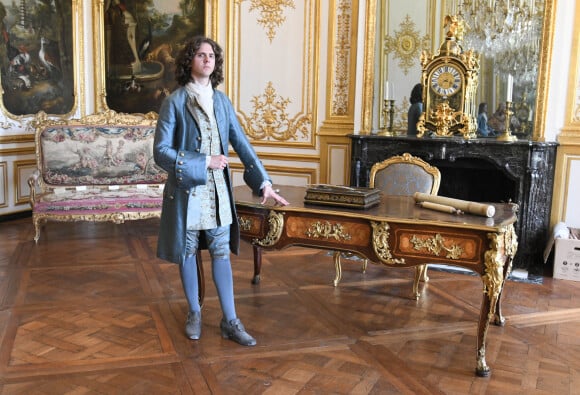 Thomas Solivéres - Tournage de la série télévisée "Les Aventures du jeune Voltaire" au Château de Chantilly. © Coadic Guirec/Bestimage