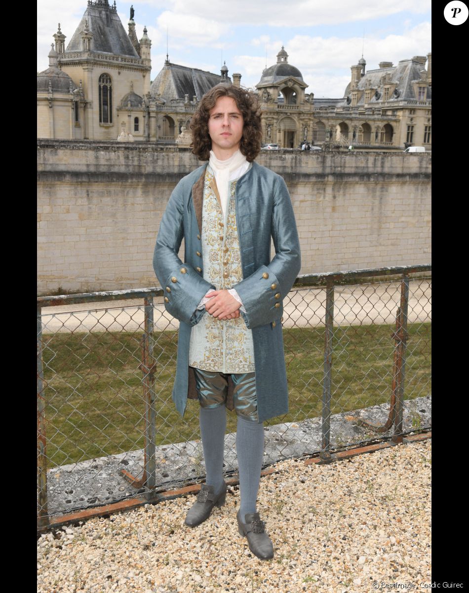 Thomas Solivéres - Tournage de la série télévisée "Les Aventures du jeune Voltaire" au Château de Chantilly © Coadic Guirec/Bestimage
