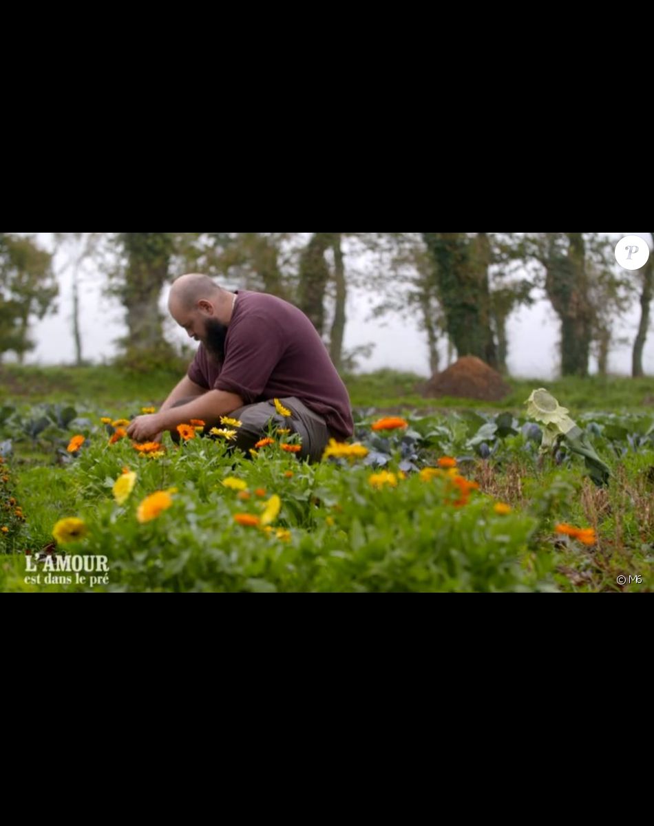 Valentin lors du tournage de son portrait de "L'amour est dans le pré 2021", diffusion le 8 février sur M6