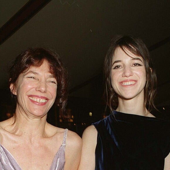 Jane Birkin et Charlotte Gainsbourg - 25e cérémonie des César à Paris.