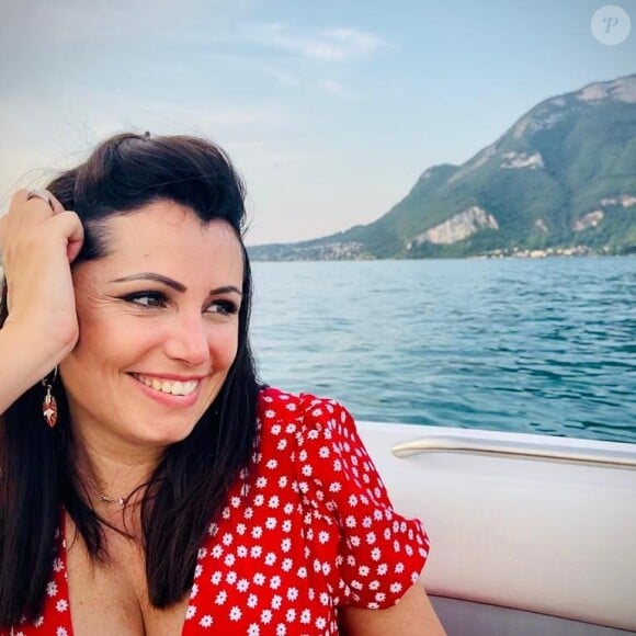 Charlène de "Mariés au premier regard" souriante sur Instagram, août 2020
