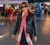 Exclusif - Jane Seymour arrive à l'aéroport de LAX à Los Angeles pour prendre l'avion, le 14 septembre 2018.