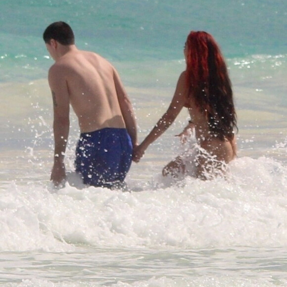 Exclusif - La fille de Madonna, Lourdes Leon, et son petit ami Jonathan Puglia profitent d'un après-midi ensoleillé en amoureux à Tulum. Le 30 janvier 2021.