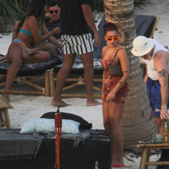Exclusif - La fille de Madonna, Lourdes Leon, et son petit ami Jonathan Puglia profitent d'un après-midi ensoleillé en amoureux à Tulum. Le 30 janvier 2021.