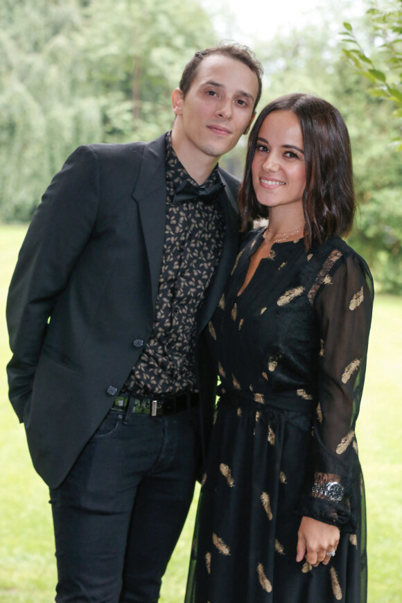 Exclusif - Alizée et son mari Grégoire Lyonnet - Mariage de Katrina Patchett et Valentin D'Hoore vendredi à 14h à la mairie de Linselles dans les Hauts-de-France suivi d'une cérémonie civile d'échange d'anneaux, dont le maître de cérémonie était Maxime Dereymez, dans l'orangerie du château du Biez à Pecq en Belgique le 1er septembre 2017. © Philippe Doignon/Bestimage